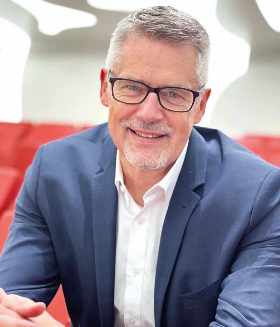Christian Hartmann, Geschäftsführer der Dr. Langer Medical GmbH Christian Hartmann, Geschäftsführer der Dr. Langer Medical GmbH