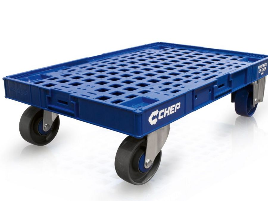 Eine Viertelpalette auf Rädern – der Dolly vonCHEP eignet sich insbesondere für kleine Verkaufsflächen. Eine Viertelpalette auf Rädern – der Dolly vonCHEP eignet sich insbesondere für kleine Verkaufsflächen.