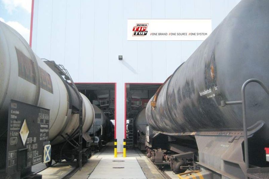 TIP TOP Oberflächenschutz Elbe Komplettservice für Kesselwagen TIP TOP Oberflächenschutz Elbe Komplettservice für Kesselwagen