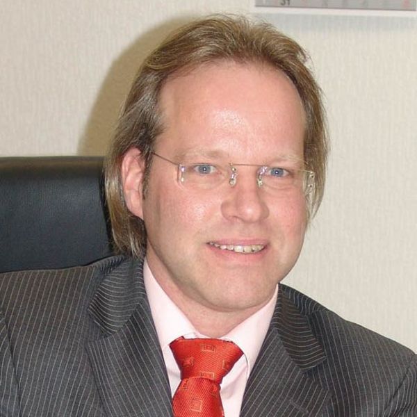 Martin Schmidt Geschäftsführer Martin Schmidt Geschäftsführer