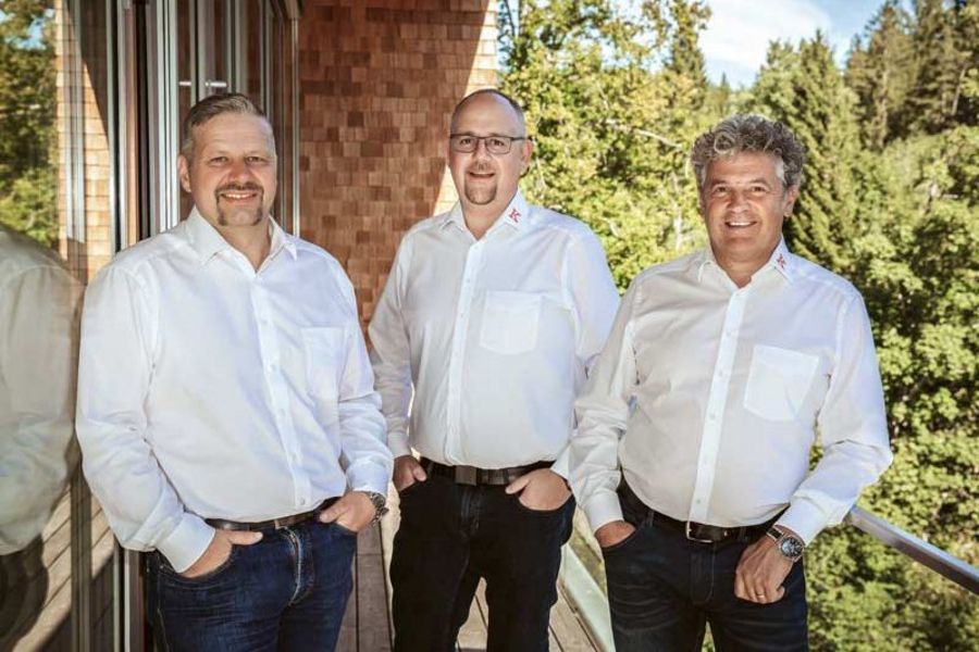 Holzbau Bruno Kaiser Herbert Duttlinger, Andreas Wiesler und Stefan Spitz Holzbau Bruno Kaiser Herbert Duttlinger, Andreas Wiesler und Stefan Spitz