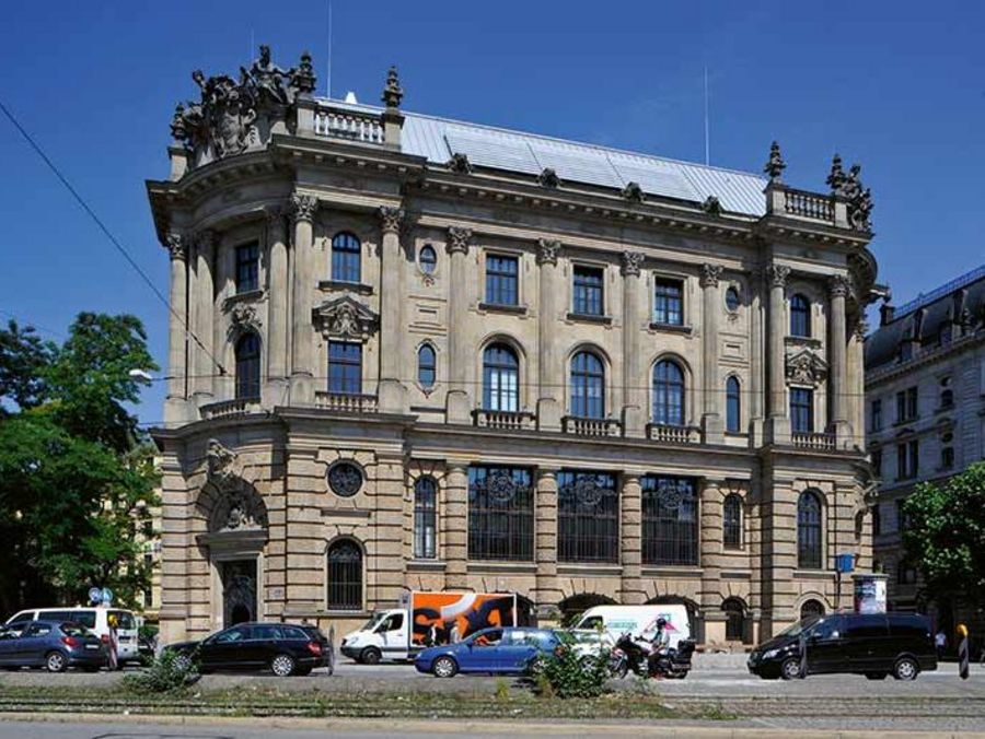Kondor Wessels Alte Börse in München Kondor Wessels Alte Börse in München