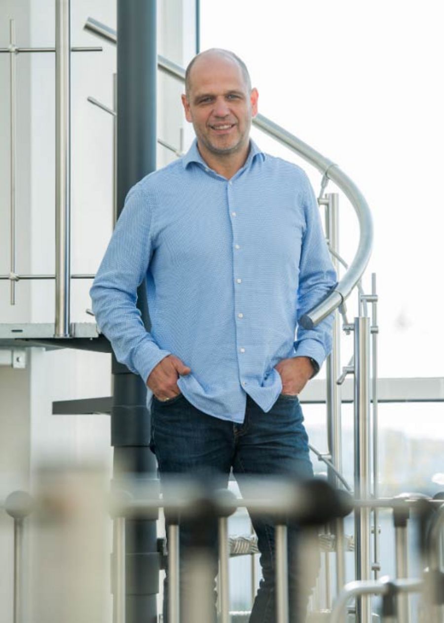 Dirk Elsner, Geschäftsführer der LUXHOLM Bauelemente Werk GmbH Dirk Elsner, Geschäftsführer der LUXHOLM Bauelemente Werk GmbH