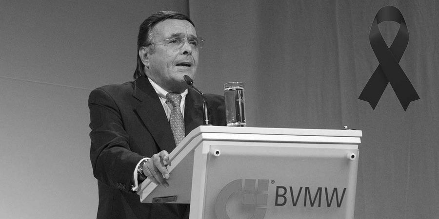 Mario Ohoven am Rednerpult Mario Ohoven am Rednerpult