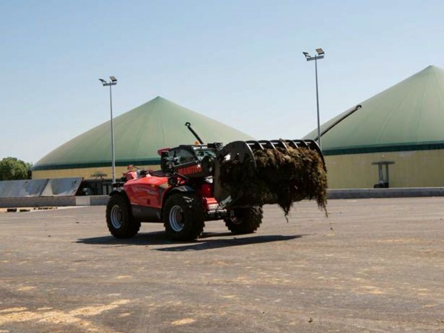 Manitou Telehandler 850 Manitou Telehandler 850