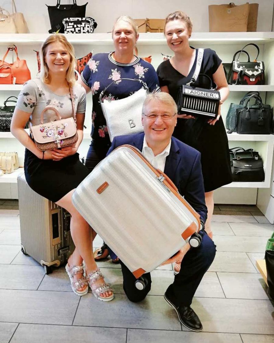Koffer Kopf Familie Faller Koffer Kopf Familie Faller