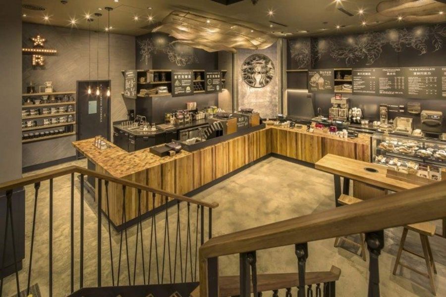 Einer der neuesten Starbucks Flagship Stores in China Einer der neuesten Starbucks Flagship Stores in China