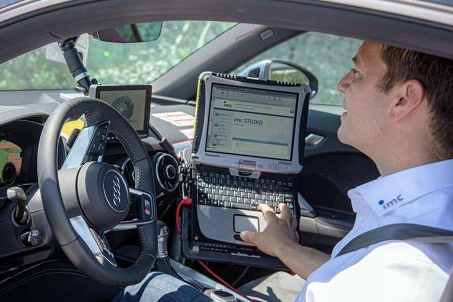 IMC Test & Measurement Auswertung eines Bremsentests IMC Test & Measurement Auswertung eines Bremsentests