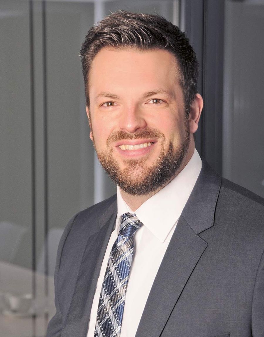 Benedikt Zimmermann, Geschäftsführender Gesellschafter der Zimmermann Lüftungs- und Wärmesysteme GmbH & Co. KG Benedikt Zimmermann, Geschäftsführender Gesellschafter der Zimmermann Lüftungs- und Wärmesysteme GmbH & Co. KG