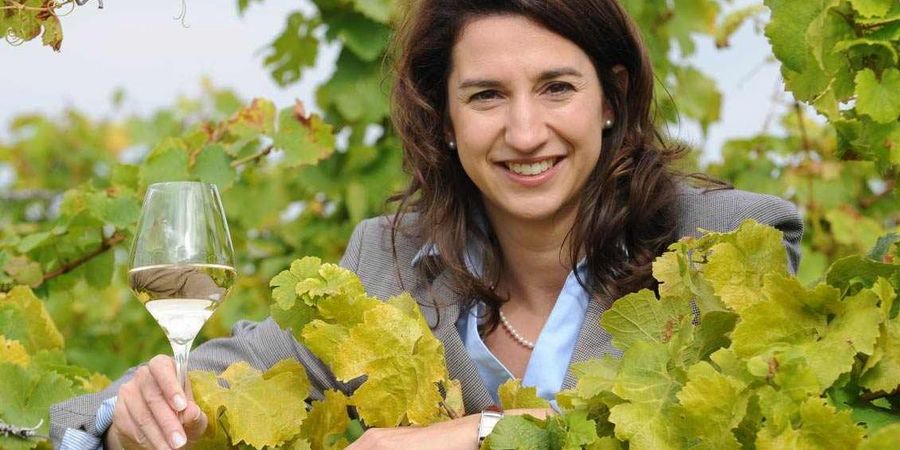 Désirée Eser Freifrau zu Knyphausen, Inhaberin Weingut August Eser