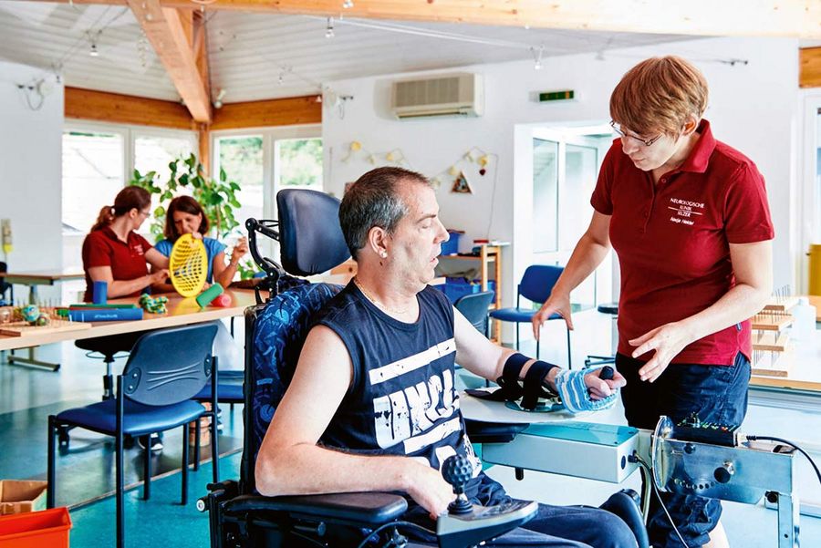 Neurologische Klinik Selzer - Ergotherapie Neurologische Klinik Selzer - Ergotherapie