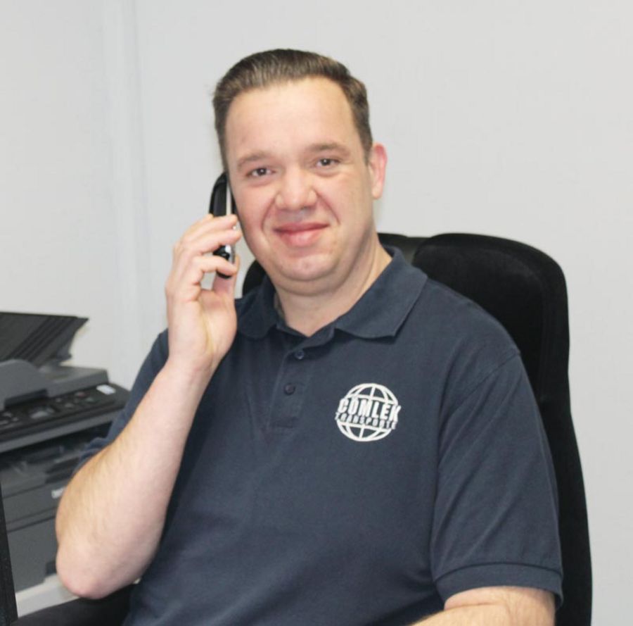 Marcell Wienberg, Kaufmännischer Leiter, Assistent der Geschäftsleitung der Cömlek Transporte GmbH Marcell Wienberg, Kaufmännischer Leiter, Assistent der Geschäftsleitung der Cömlek Transporte GmbH