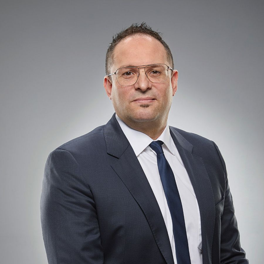 Martin Decker, Geschäftsführer der OPTICON Handels GmbH Martin Decker, Geschäftsführer der OPTICON Handels GmbH