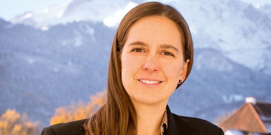 Die Zeit hat uns nicht verwandelt, sondern entfaltet Die Zeit hat uns nicht verwandelt, sondern entfaltet