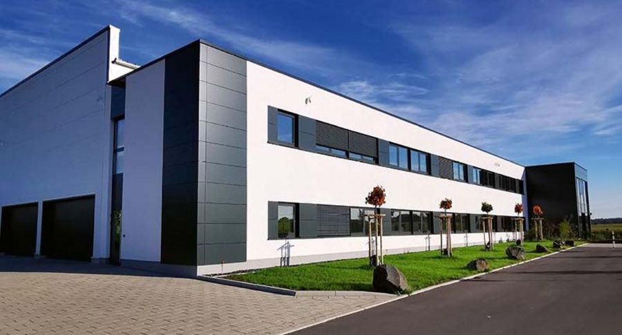 Der neue Firmensitz von AEM in Hohenroda Der neue Firmensitz von AEM in Hohenroda
