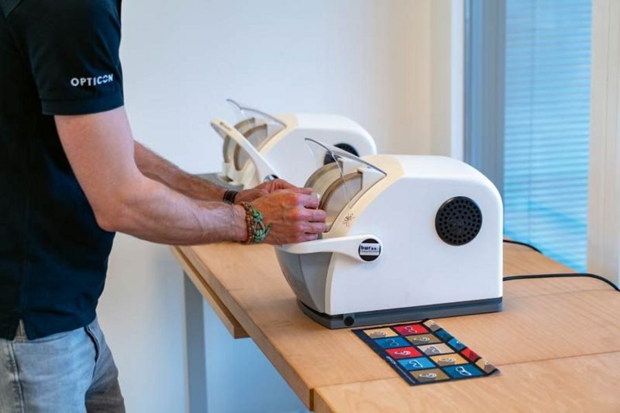 OPTICON Optiker im Einsatz OPTICON Optiker im Einsatz