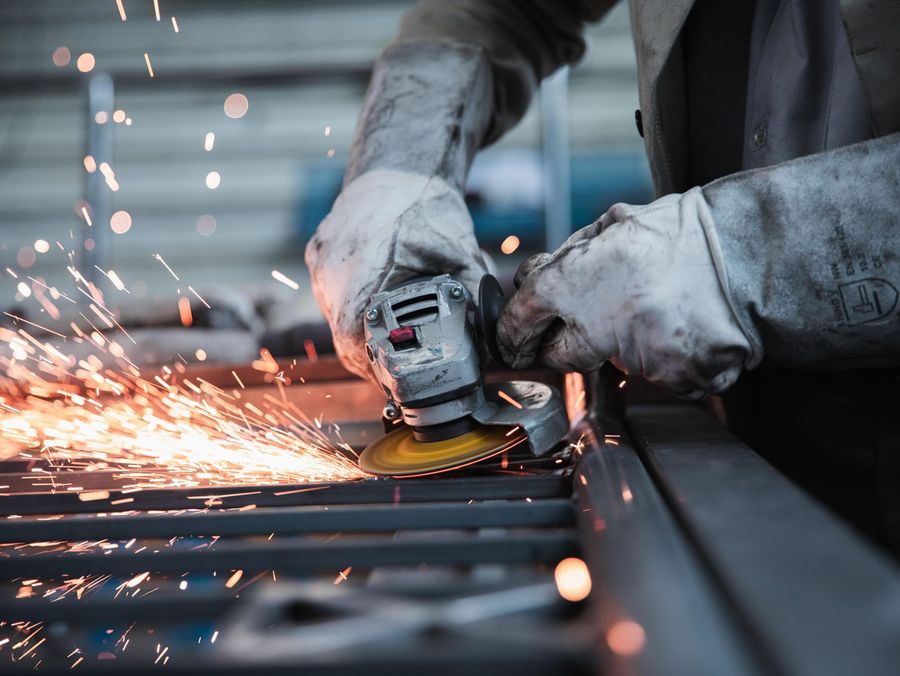 Präzision in der Industrie: Warum Details oft über den Erfolg entscheiden