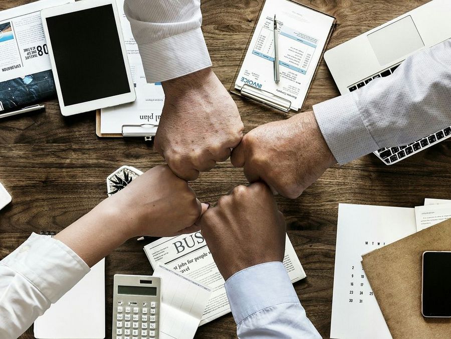 Schritt für Schritt zum erfolgreichen Wandel: Externer oder interner Change Manager?