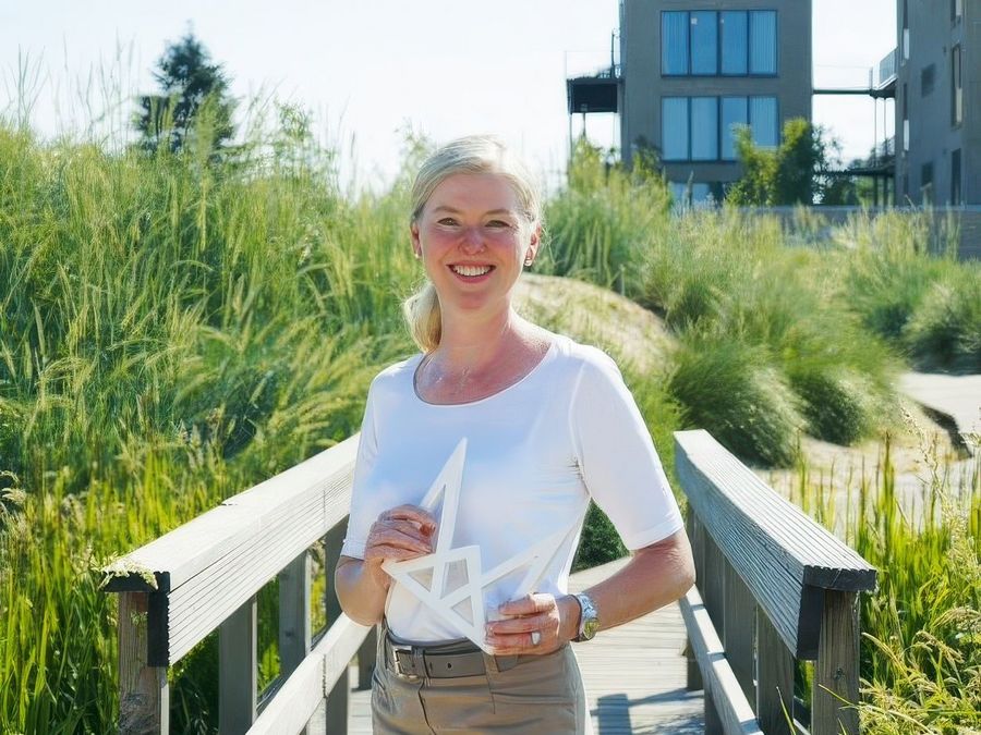 Adrian, Susanne