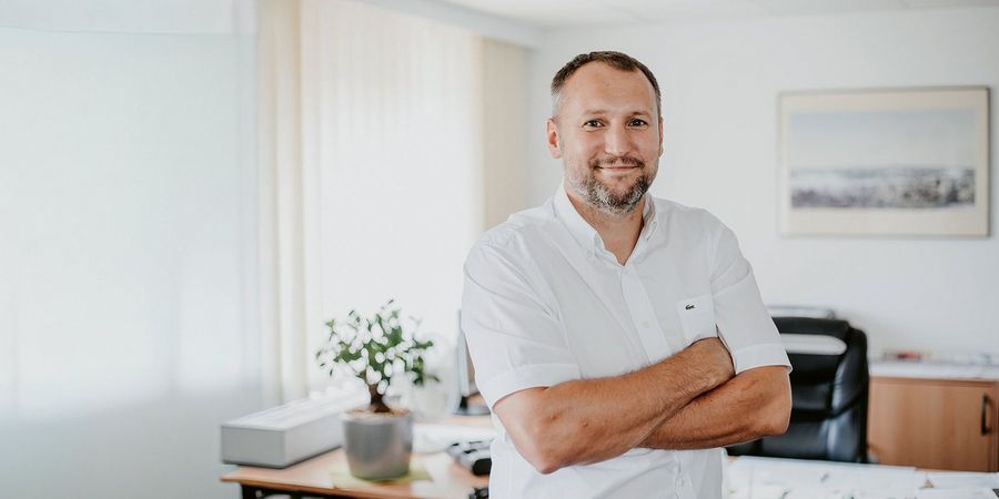 Steffen Runge, Geschäftsführer der Gottlieb Tesch Kanal- und Rohrleitungsbau GmbH Steffen Runge, Geschäftsführer der Gottlieb Tesch Kanal- und Rohrleitungsbau GmbH