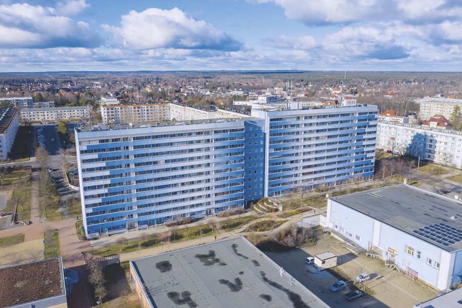 Siegfried Schur Baubetrieb GmbH Fassade des Objekts ‘Blauer Engel’ in Weißwasser Siegfried Schur Baubetrieb GmbH Fassade des Objekts ‘Blauer Engel’ in Weißwasser