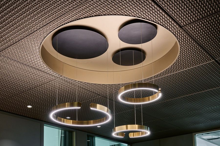 Isolag AG für integrierte Deckensysteme Streckmetalldecke 