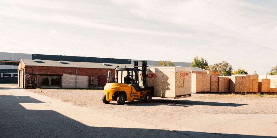 Holz, Hightech, Handwerk: Verpackung für den internationalen Erfolg
