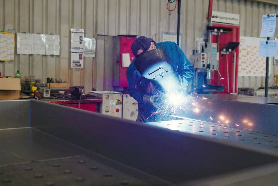 FAIST Anlagenbau GmbH Schweißer FAIST Anlagenbau GmbH Schweißer