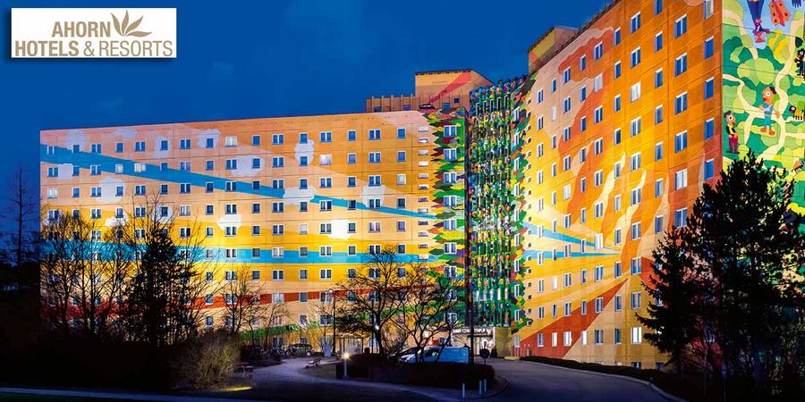 Ahorn Hotel Pop-Art Fassade Ahorn Hotel Pop-Art Fassade