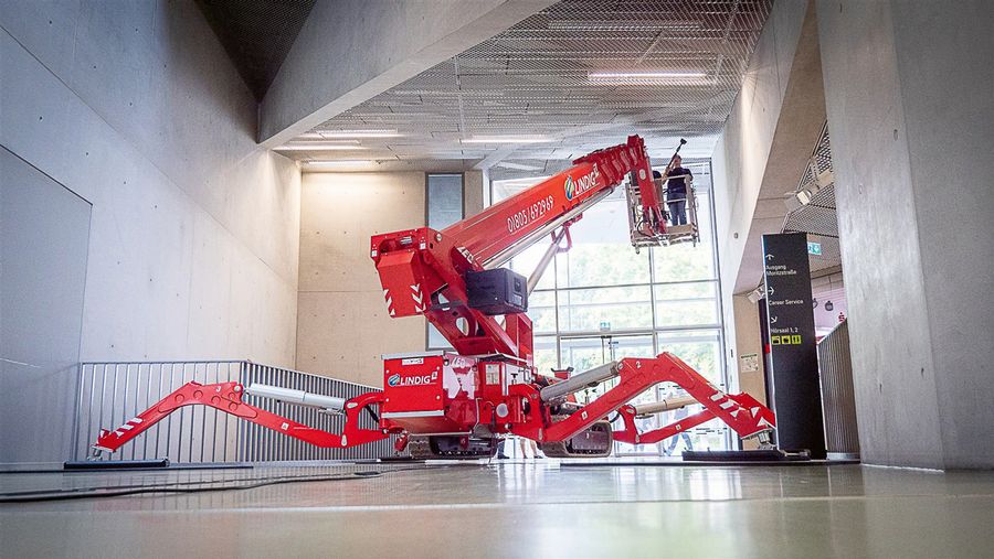Spezialarbeitsbühnen von LINDIG Fördertechnik