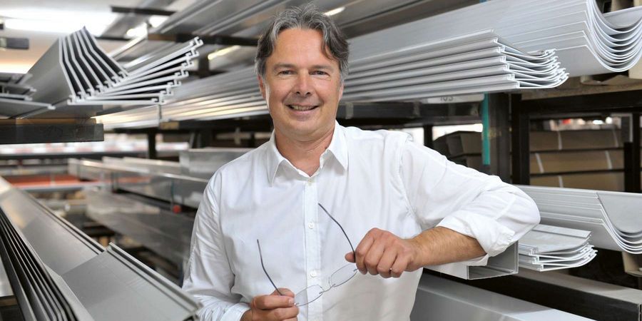 Architektur, Technik und Sonnenschutz im Einklang
