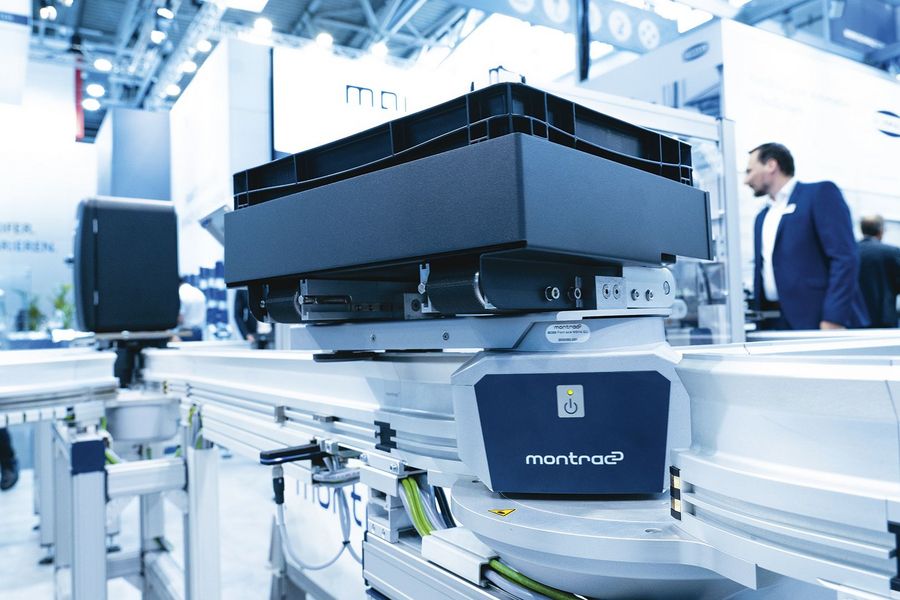montratec GmbH selbststeuernder Shuttle montratec GmbH selbststeuernder Shuttle