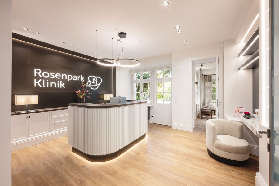 Rosenparkklinik GmbH Empfangsbereich Rosenparkklinik GmbH Empfangsbereich