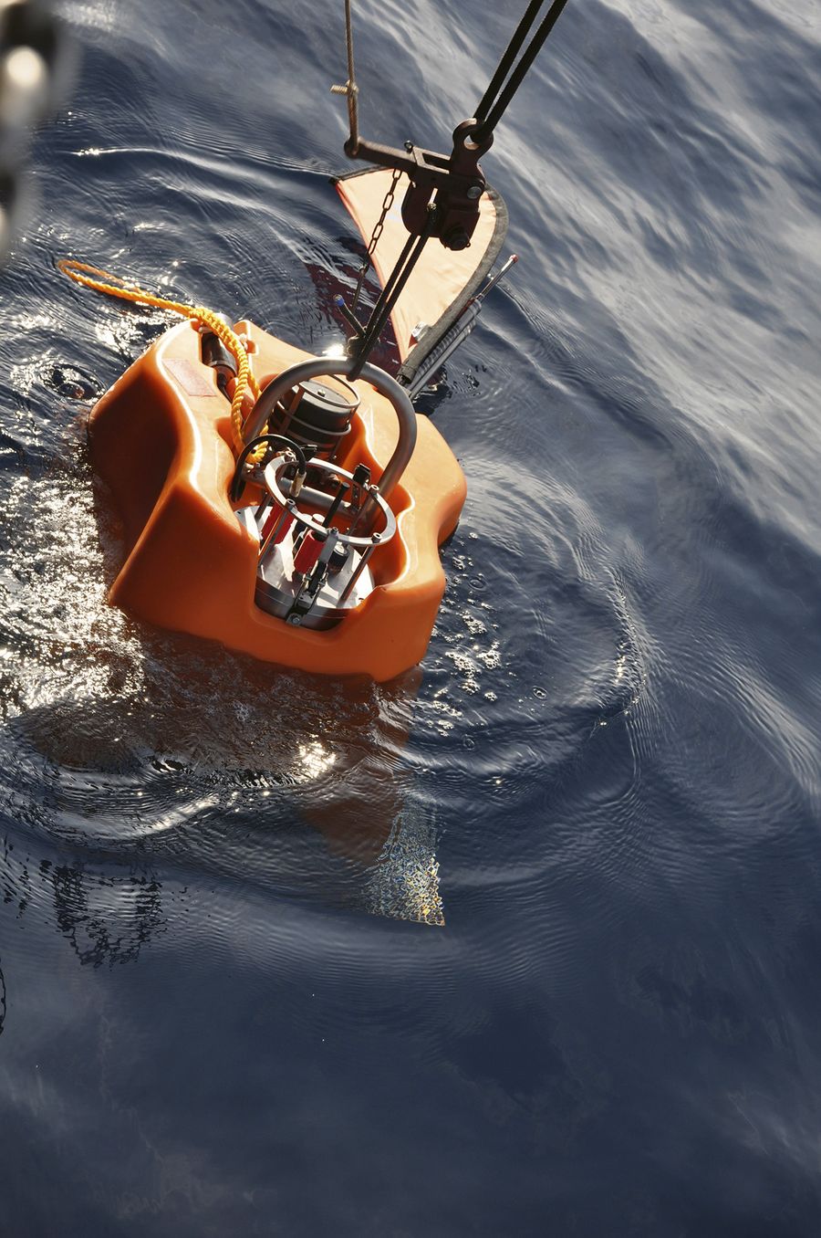 K.U.M. Umwelt- und Meerestechnik Kiel GmbH Ocean-Bottom-Seismometer K.U.M. Umwelt- und Meerestechnik Kiel GmbH Ocean-Bottom-Seismometer