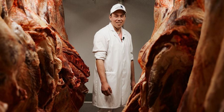 Markus Ponholzer hat sich auf Färsen spezialisiert, um hervorragendes Qualitätsfleisch zu produzieren Markus Ponholzer hat sich auf Färsen spezialisiert, um hervorragendes Qualitätsfleisch zu produzieren