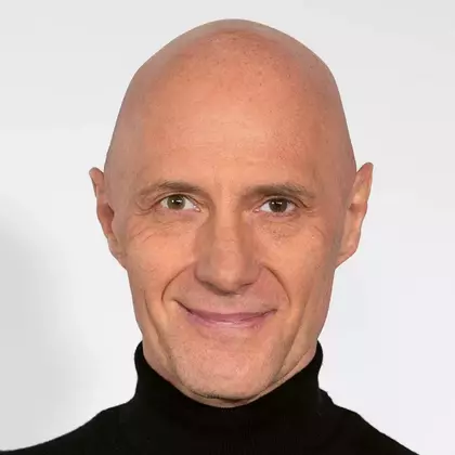 Dr. Wolfram Jost