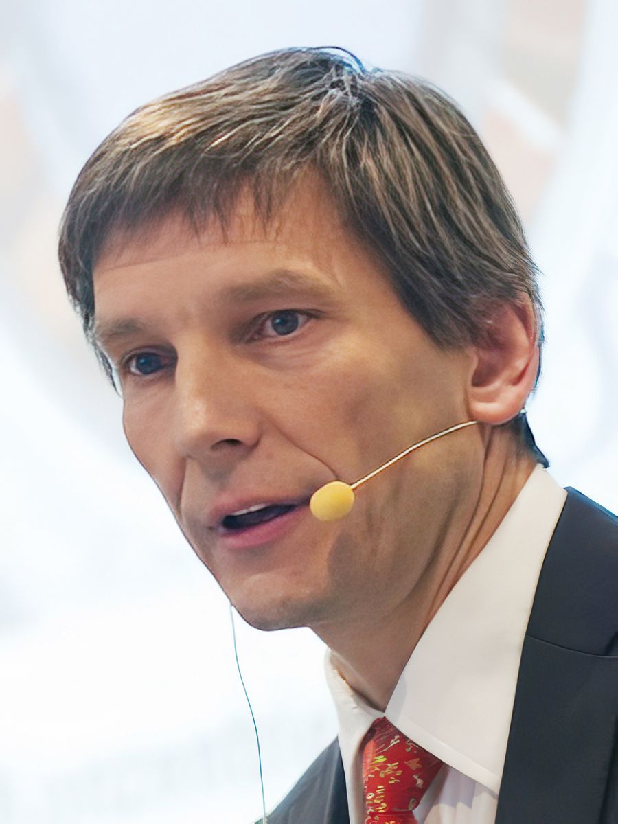 Prof. Dr.-Ing. Dieter Gerling, Gründer der FEAAM GmbH Prof. Dr.-Ing. Dieter Gerling, Gründer der FEAAM GmbH