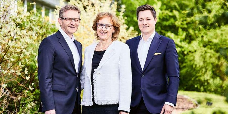 Familie Mitschke setzt sich seit 32 Jahren persönlich für ihre Kunden und Mitarbeiter ein Familie Mitschke setzt sich seit 32 Jahren persönlich für ihre Kunden und Mitarbeiter ein