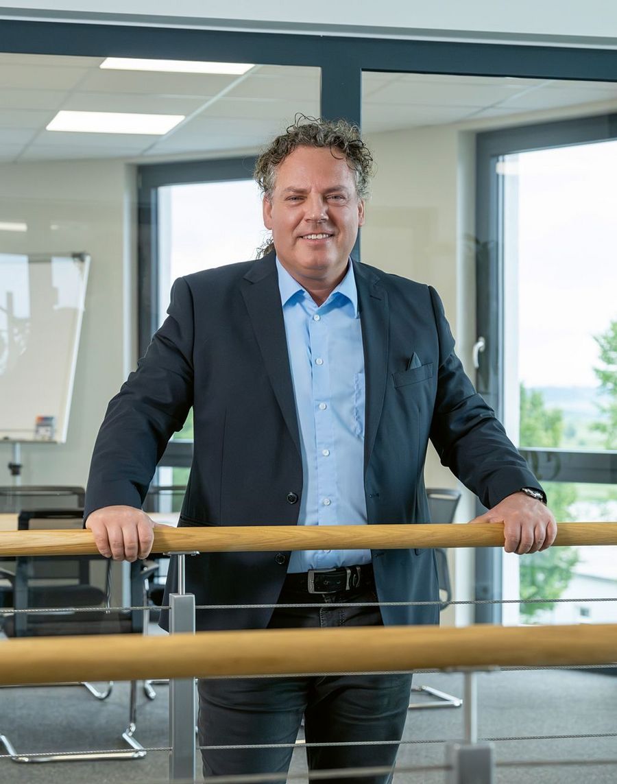 Axel Bürger, Geschäftsführer der BFI Stahlbausysteme GmbH & Co. KG Axel Bürger, Geschäftsführer der BFI Stahlbausysteme GmbH & Co. KG