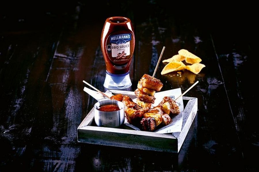 Unilever Pork Pineapple Sticks mit BBQ-Marinade Unilever Pork Pineapple Sticks mit BBQ-Marinade