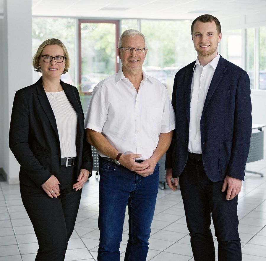 Köhler Rolladen & Sonnenschutz GmbH Geschäftsführungsteam Köhler Rolladen & Sonnenschutz GmbH Geschäftsführungsteam