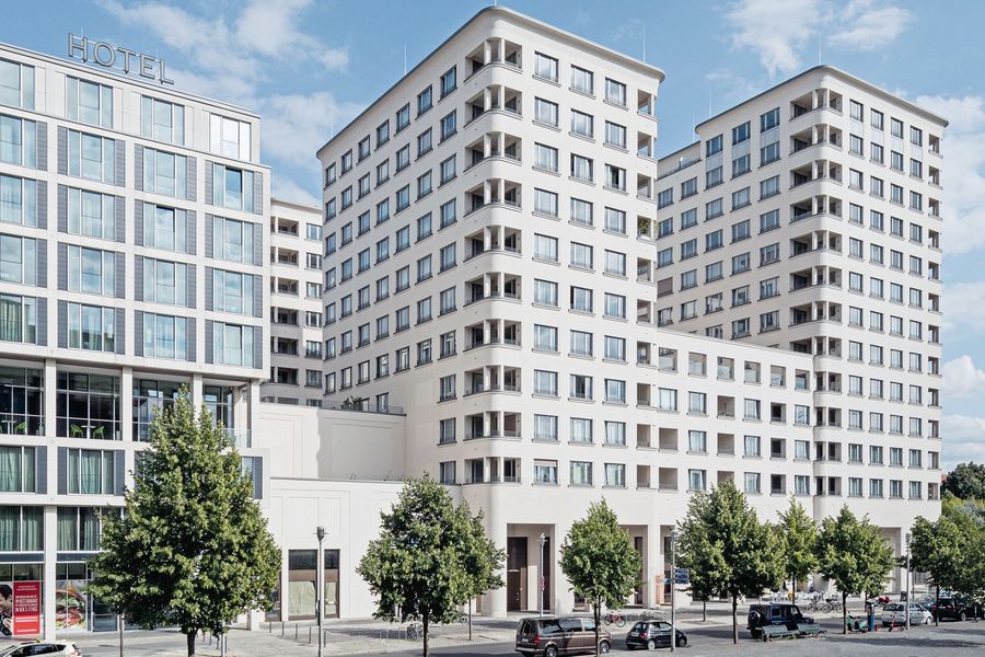 Gebr. Otto und Heinrich Müller Holzbearbeitung GmbH HighPark Berlin Am Potsdamer Platz Gebr. Otto und Heinrich Müller Holzbearbeitung GmbH HighPark Berlin Am Potsdamer Platz