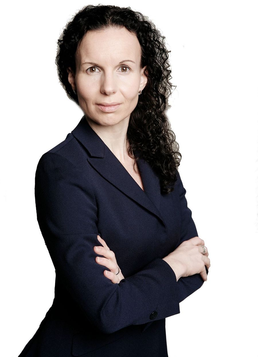 Agnieszka Mierzejewska, COO der aap Implantate AG Agnieszka Mierzejewska, COO der aap Implantate AG