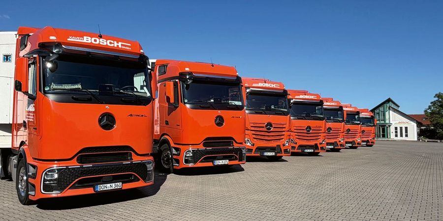 Moderner Fuhrpark der Internationale Logistik Spedition Xaver Bosch GmbH am Unternehmensstandort in Buchdorf Moderner Fuhrpark der Internationale Logistik Spedition Xaver Bosch GmbH am Unternehmensstandort in Buchdorf