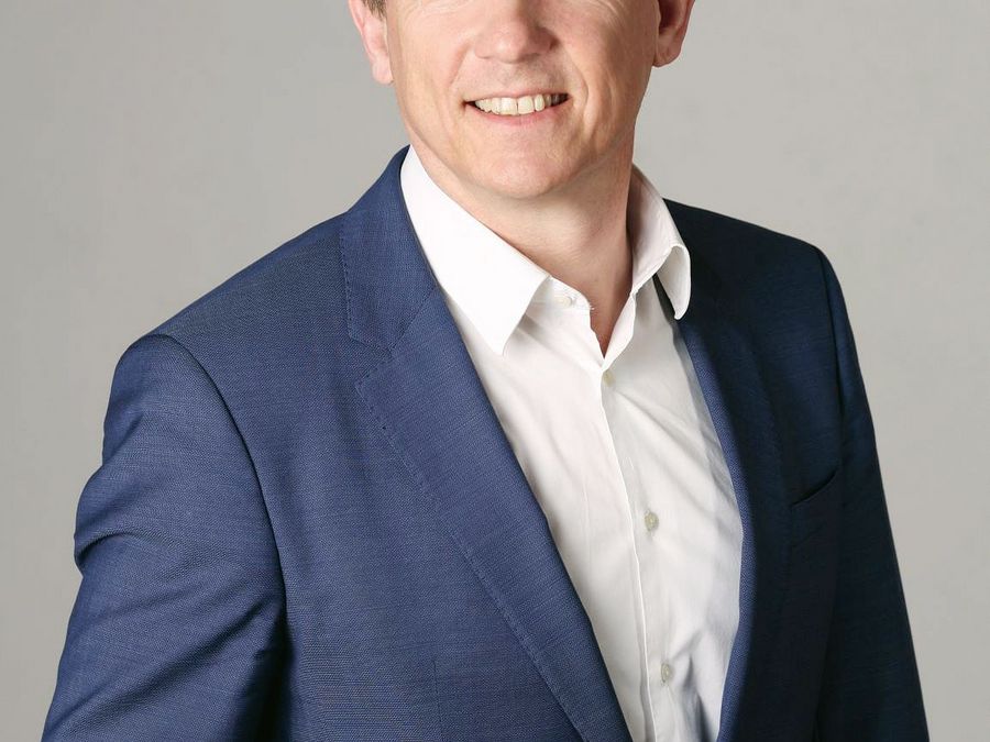 Gabel, Damien
