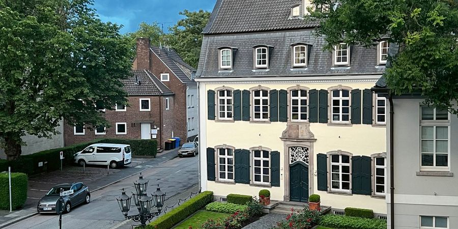 renaissance Immobilien und Beteiligungen Aktiengesellschaft Firmensitz 