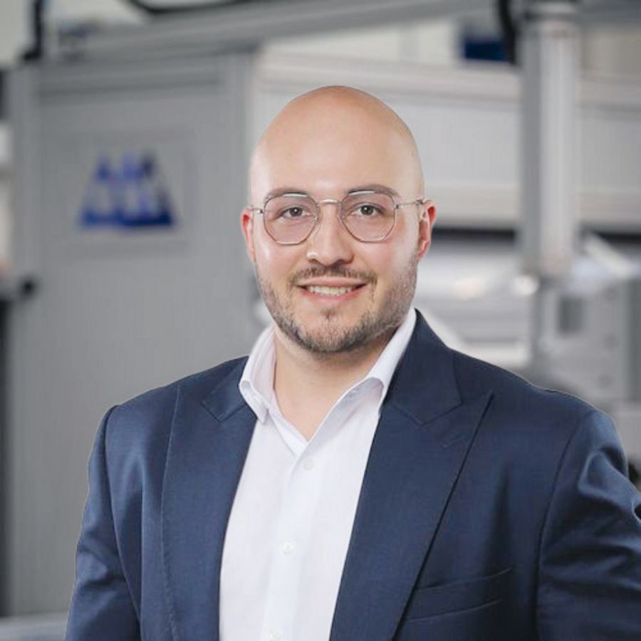 AVT Automatisierte Verpackungs-Technologie GmbH Leon Luis Lincoln Tröscher, Geschäftsführer AVT Automatisierte Verpackungs-Technologie GmbH Leon Luis Lincoln Tröscher, Geschäftsführer