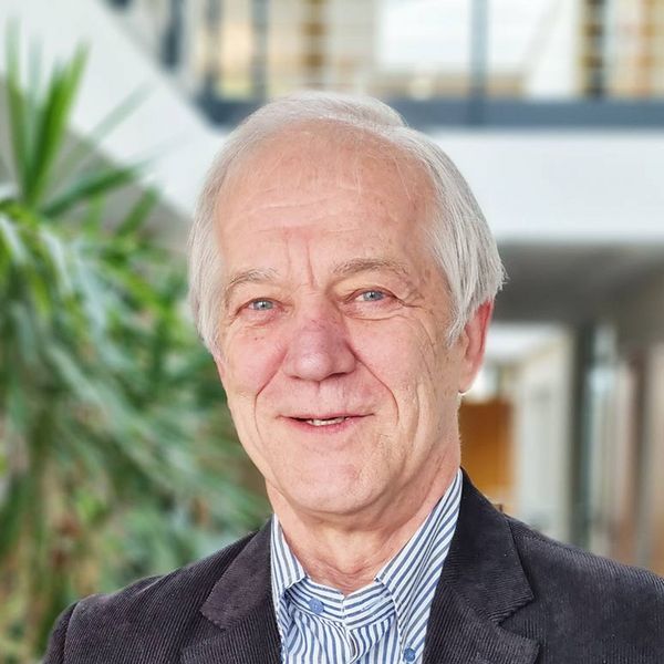 Axel Muntermann Axel Muntermann