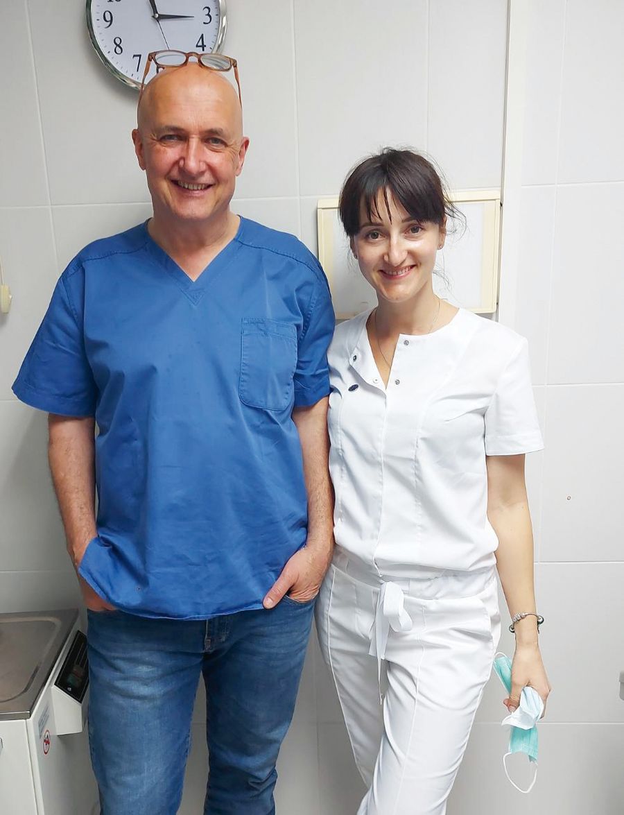 Dr. Ihde Dental AG Prof. Dr. Stefan Ihde mit seiner Ehefrau Prof. Dr. Antonina Ihde Dr. Ihde Dental AG Prof. Dr. Stefan Ihde mit seiner Ehefrau Prof. Dr. Antonina Ihde
