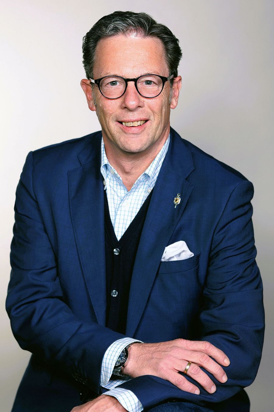 Interview mit Bernd Nickel, Geschäftsführer/Gesellschafter der SFB Metallerzeugnisse GmbH Interview mit Bernd Nickel, Geschäftsführer/Gesellschafter der SFB Metallerzeugnisse GmbH
